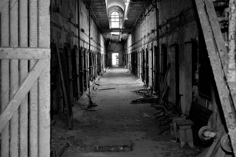 2011 03 philly2 esp cell block bw 001
